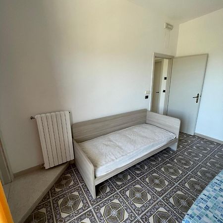モーラ・ディ・バーリ Trentatre Quarantatre Bed & Breakfast エクステリア 写真