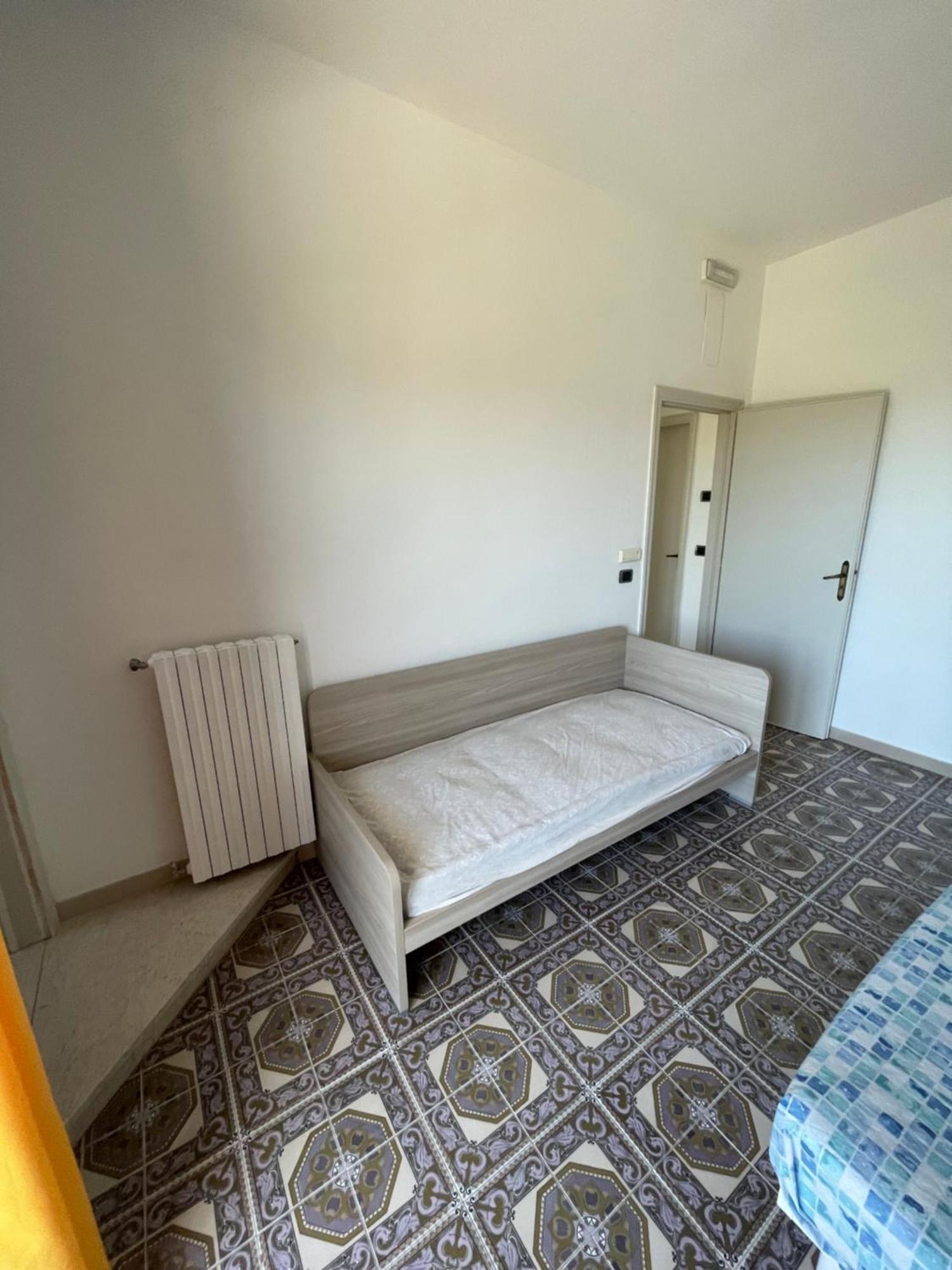 モーラ・ディ・バーリ Trentatre Quarantatre Bed & Breakfast エクステリア 写真