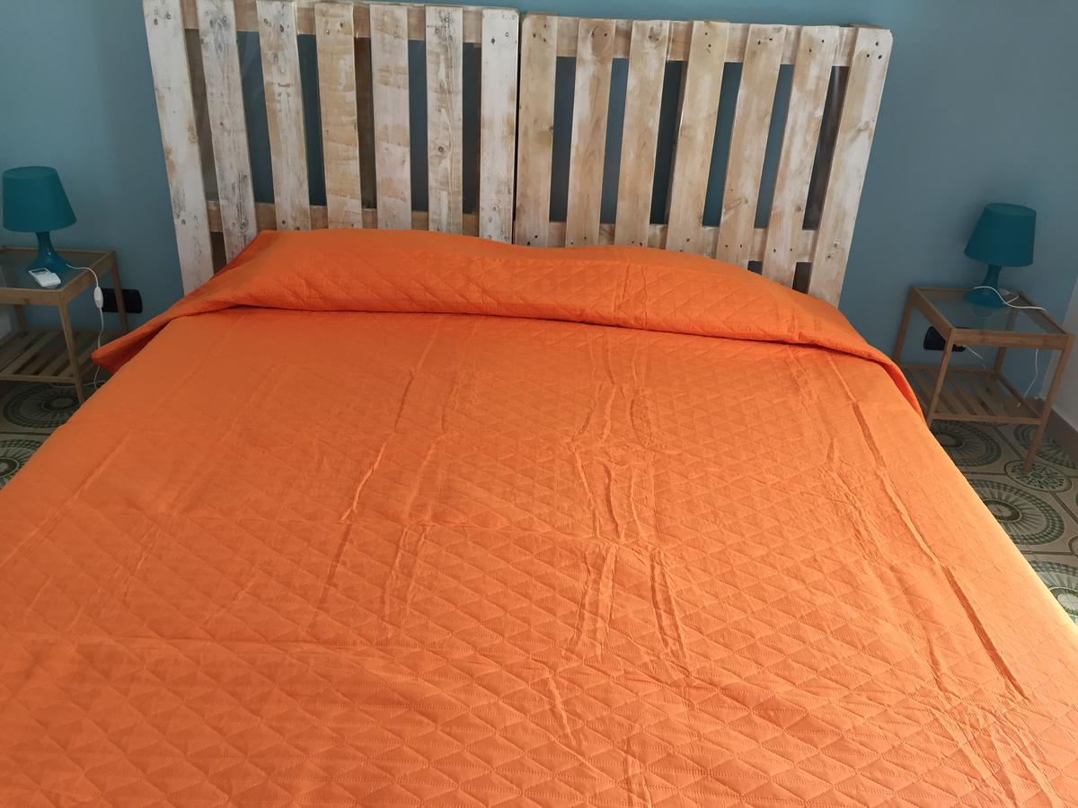 モーラ・ディ・バーリ Trentatre Quarantatre Bed & Breakfast エクステリア 写真