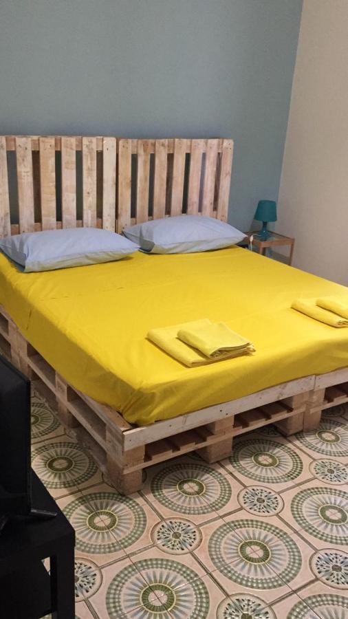 モーラ・ディ・バーリ Trentatre Quarantatre Bed & Breakfast エクステリア 写真